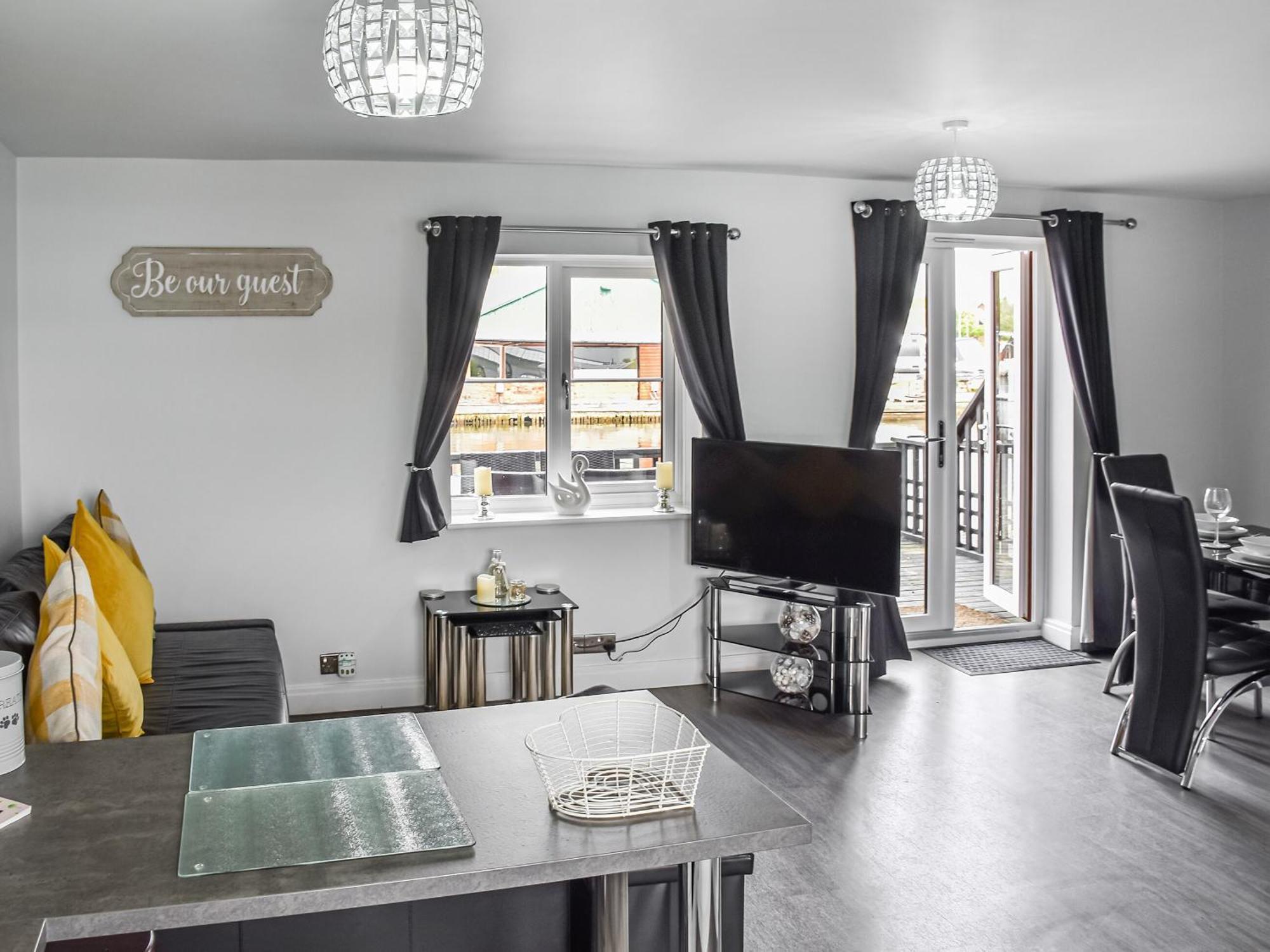 Lilys Cottage Wroxham Extérieur photo